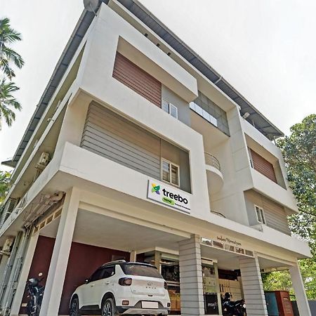Hotel Sreepathi Nirmalyam 400 Mts From Guruvayoor Temple Guruvāyūr Exteriér fotografie