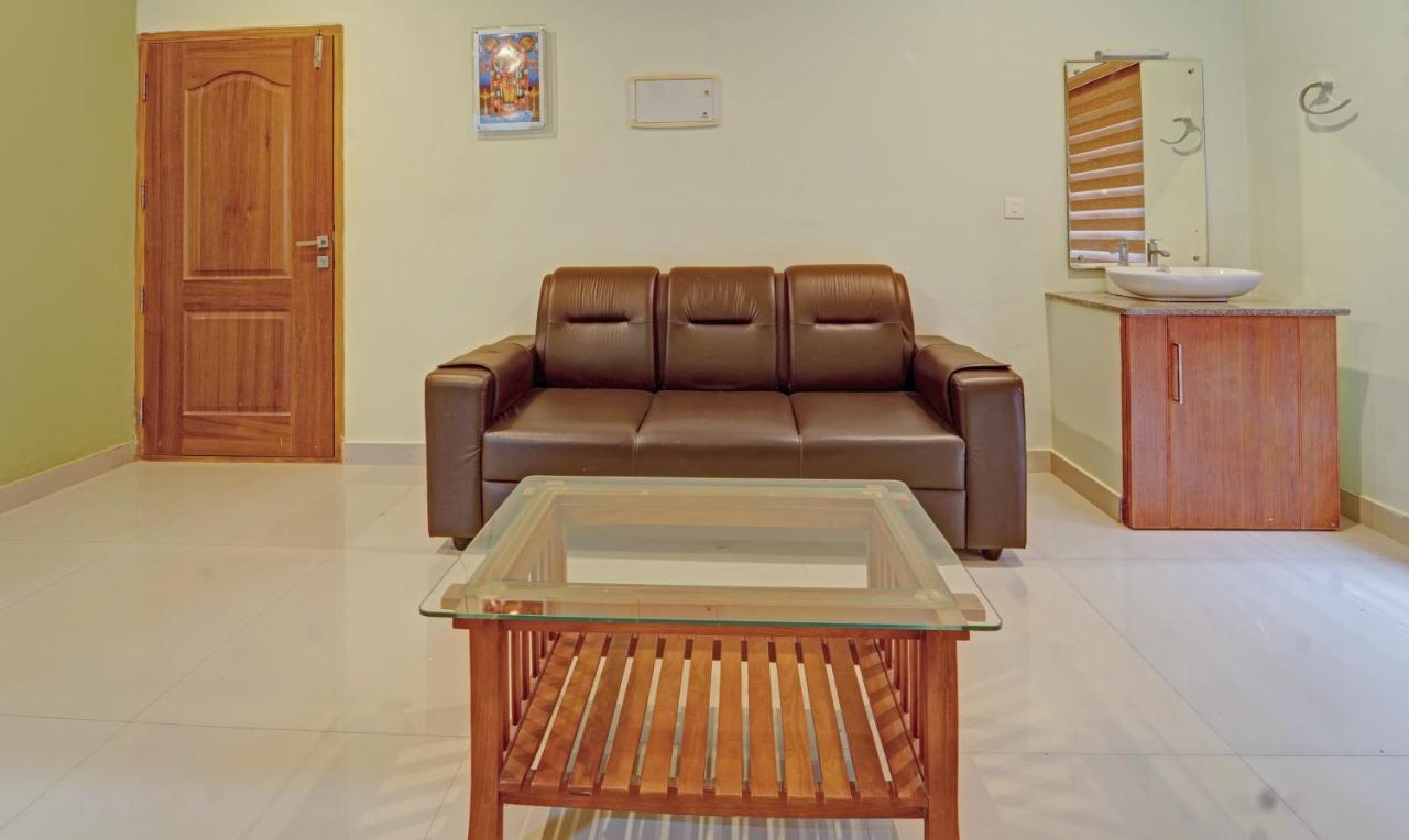 Hotel Sreepathi Nirmalyam 400 Mts From Guruvayoor Temple Guruvāyūr Exteriér fotografie