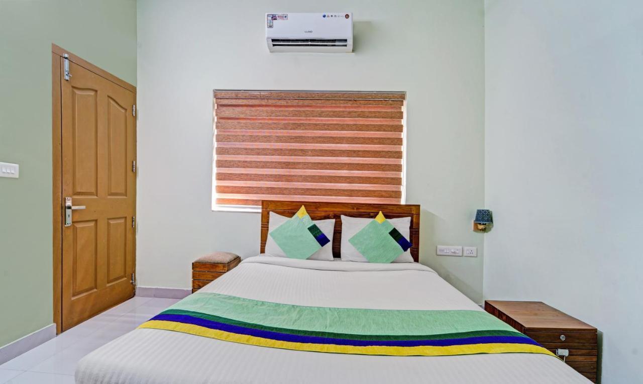 Hotel Sreepathi Nirmalyam 400 Mts From Guruvayoor Temple Guruvāyūr Exteriér fotografie