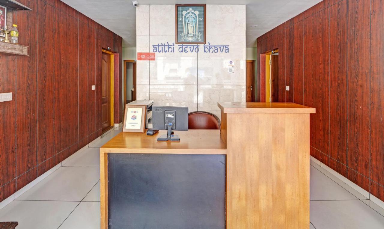 Hotel Sreepathi Nirmalyam 400 Mts From Guruvayoor Temple Guruvāyūr Exteriér fotografie