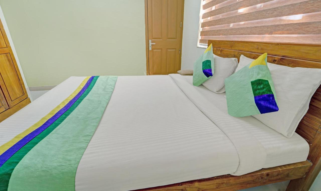 Hotel Sreepathi Nirmalyam 400 Mts From Guruvayoor Temple Guruvāyūr Exteriér fotografie